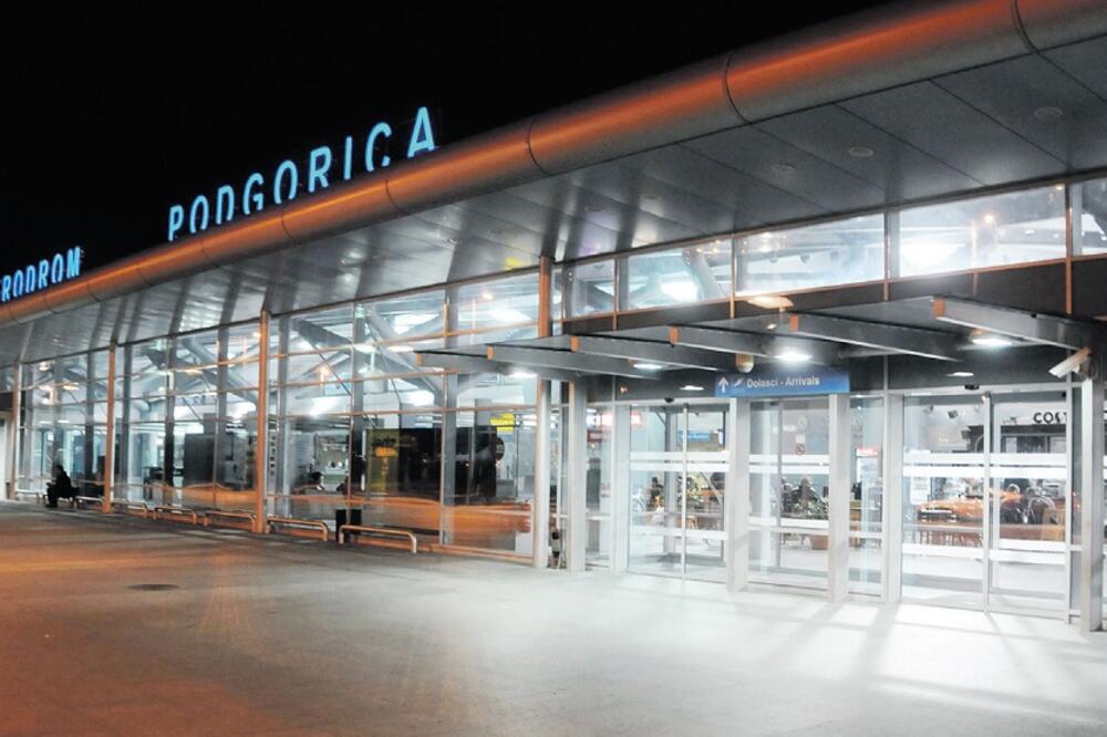 aerodrom, Podgorica, Foto: Luka Zeković