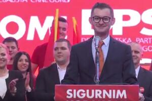 "Pametan izbor": Kasumović iz Sarajeva došao da podrži DPS