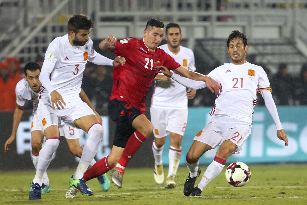 Đerard Pike i David Silva, Foto: Beta/AP