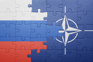 NATO: Zapad gubi "medijski rat"