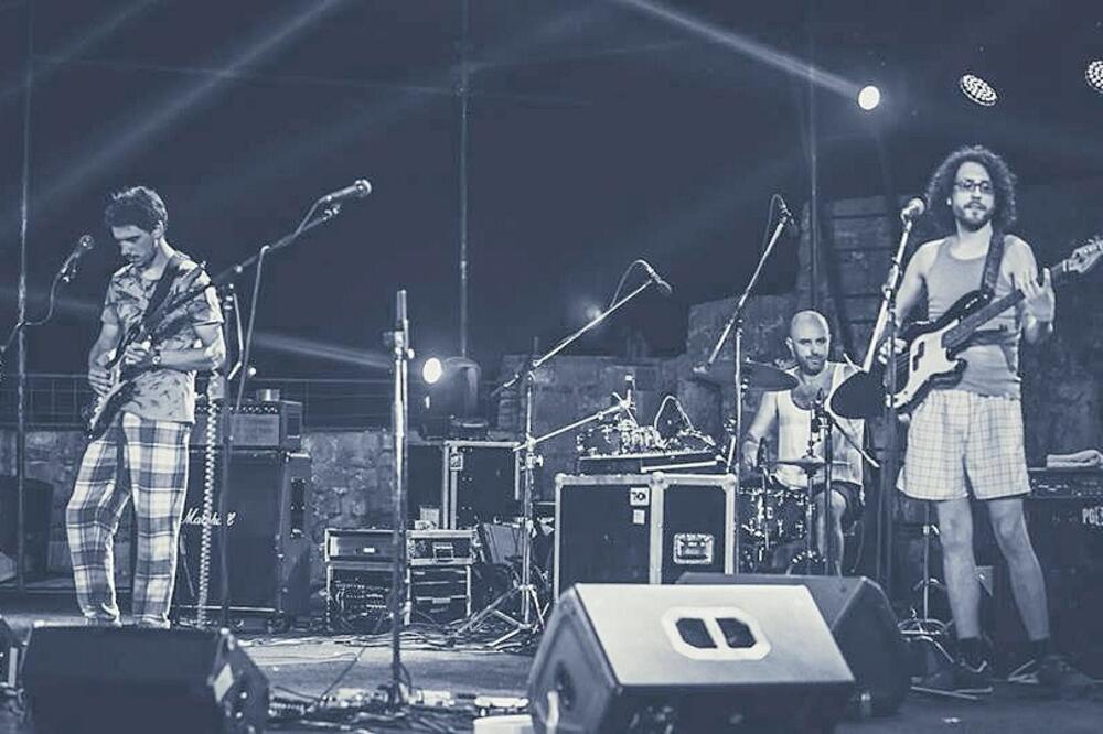 "Antonio Sanchez" (novine)