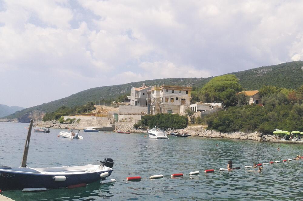 Mirište, Vila Mirište, Foto: Slavica Kosić