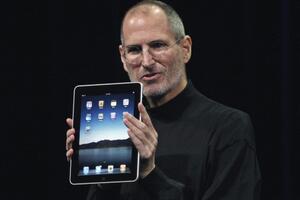 Pet godina od smrti Stiva Džobsa: Apple nije stao