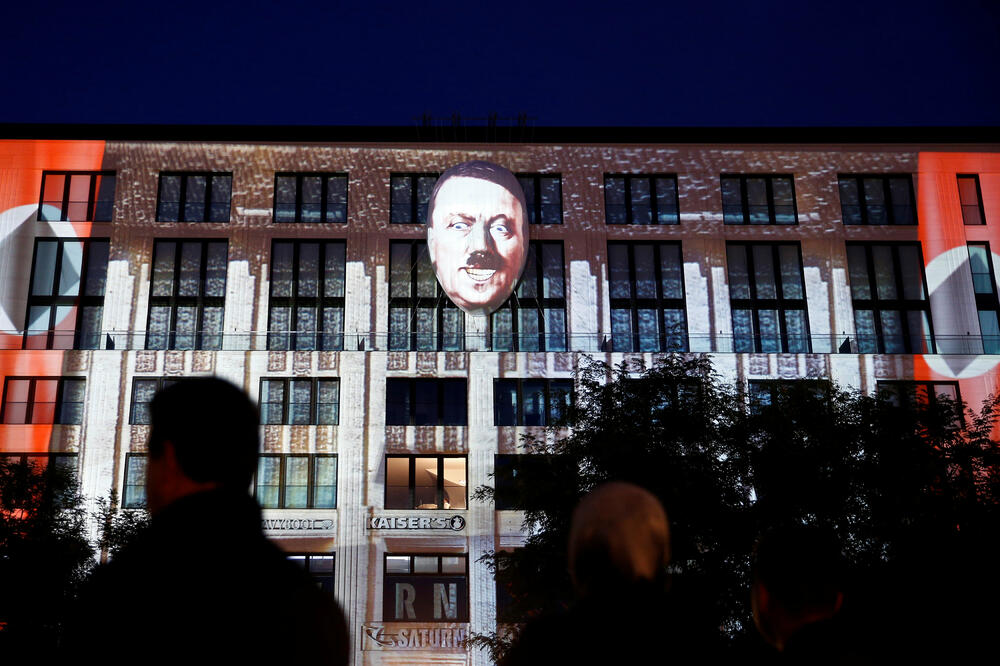 Hitler, umjetnička izložba, Foto: Reuters