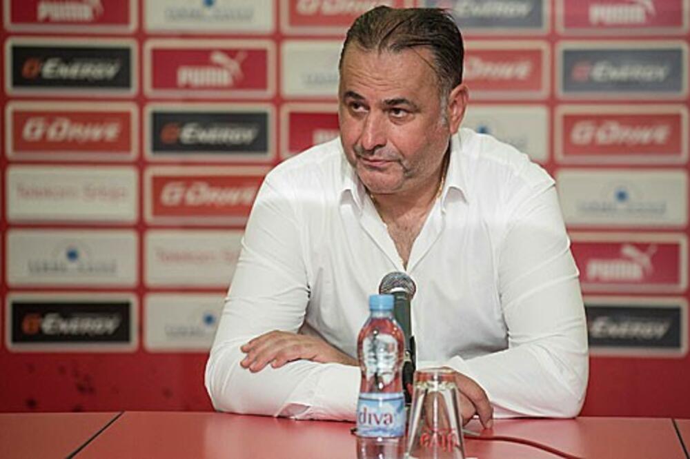 Miodrag Grof Božović, Foto: Crvena zvezda
