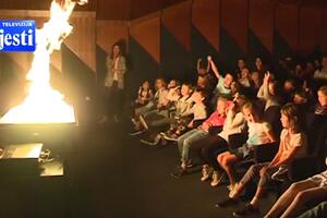 Nauka ne mora biti dosadna: Šou fizike i lasera u Podgorici