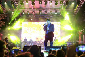 Demokrate: Uz Čolića je i DPS otpjevao svoje