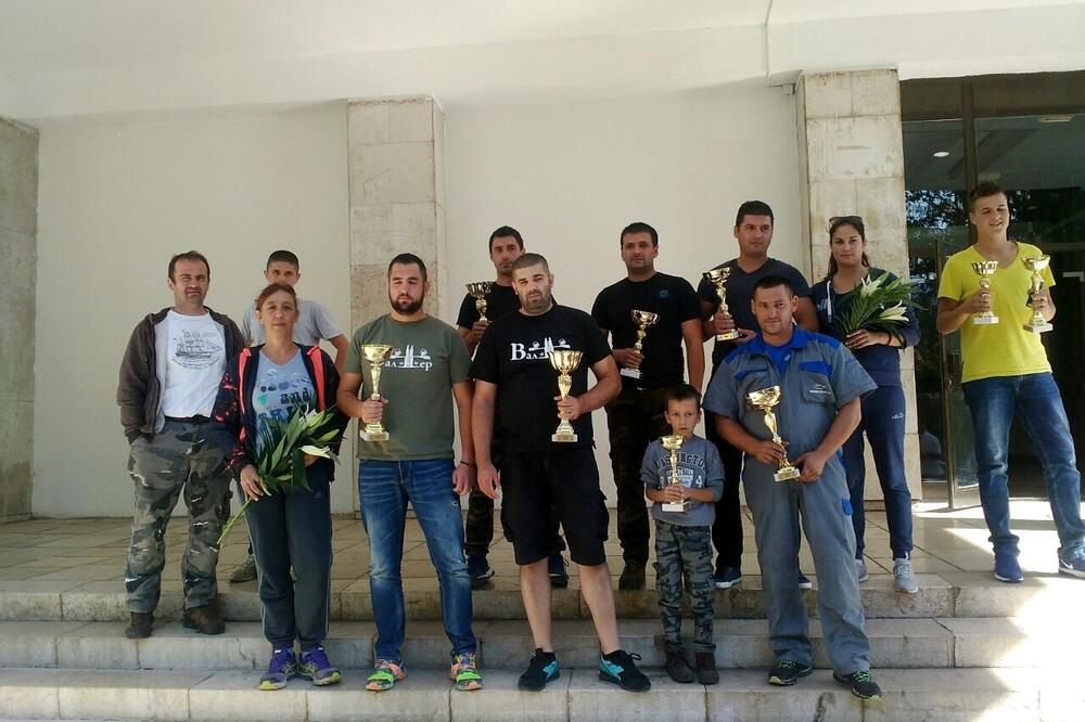 Valter pub I, džip reli, Foto: Privatna arhiva