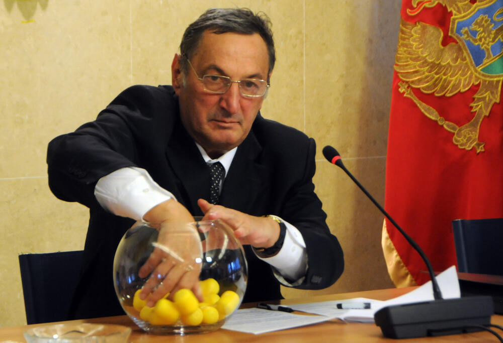 DIK, žrije, izbori CG