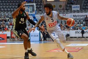 Budućnost na minus 23 protiv Darušafake