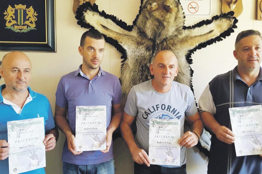 Spasioci, Foto: Radomir Petrić