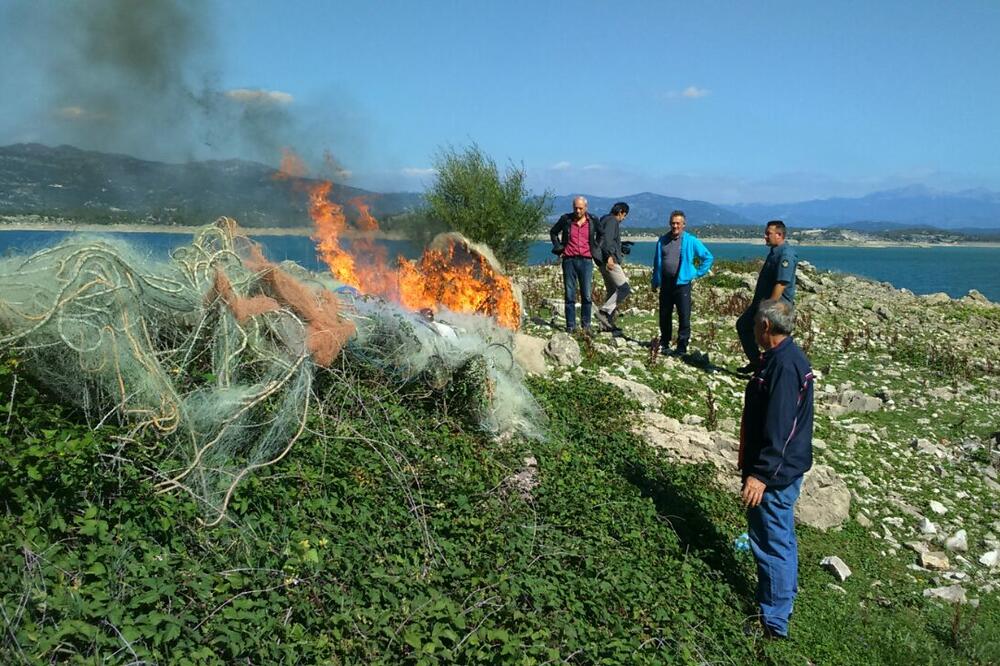 SRK Nikšić uništene mreže, Foto: Svetlana Mandić