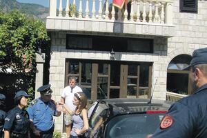 Optužni predlog protiv 125 građana