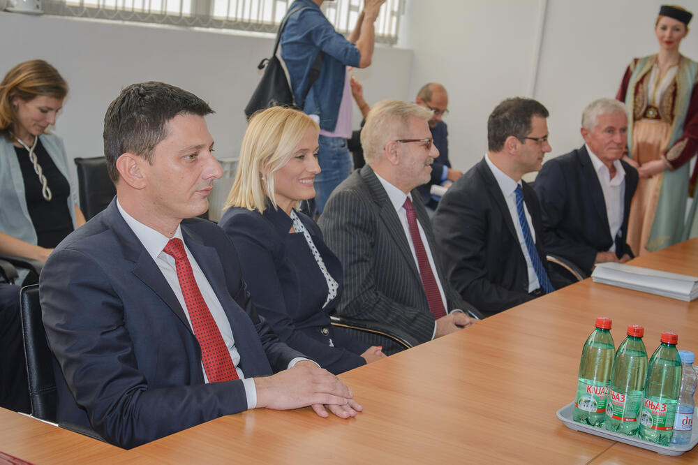 Pozitivna, Darko Pajović, Azra Jasavić, Foto: Pozitivna Crna Gora