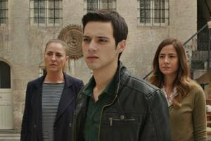 Crna ruža:  Kendal dovodi Mehdija u smrtnu opasnost