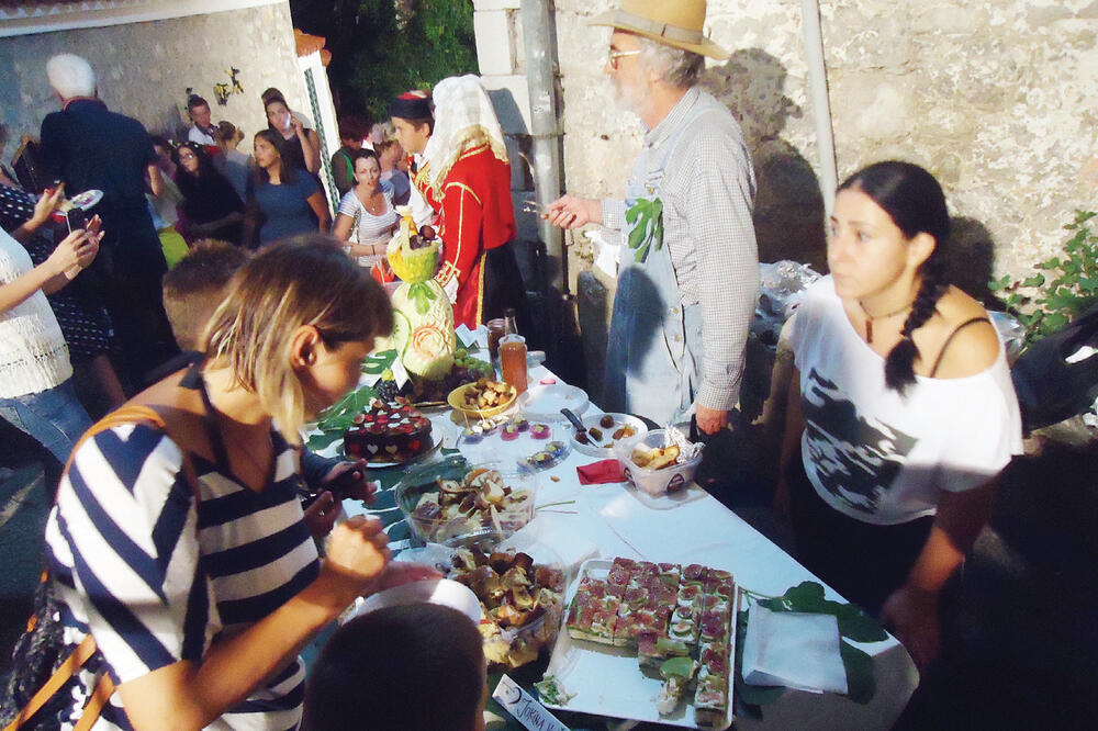 Fešta Herceg Novi, Foto: Slavica Kosić