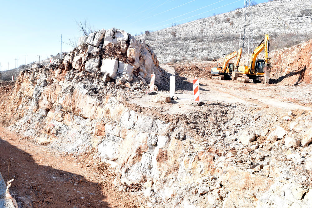 Put prema Trimojevićima prekinut, Foto: Zoran Đurić