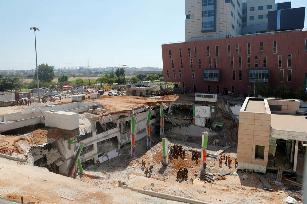 Tel Aviv, srušena zgrada, Foto: Reuters