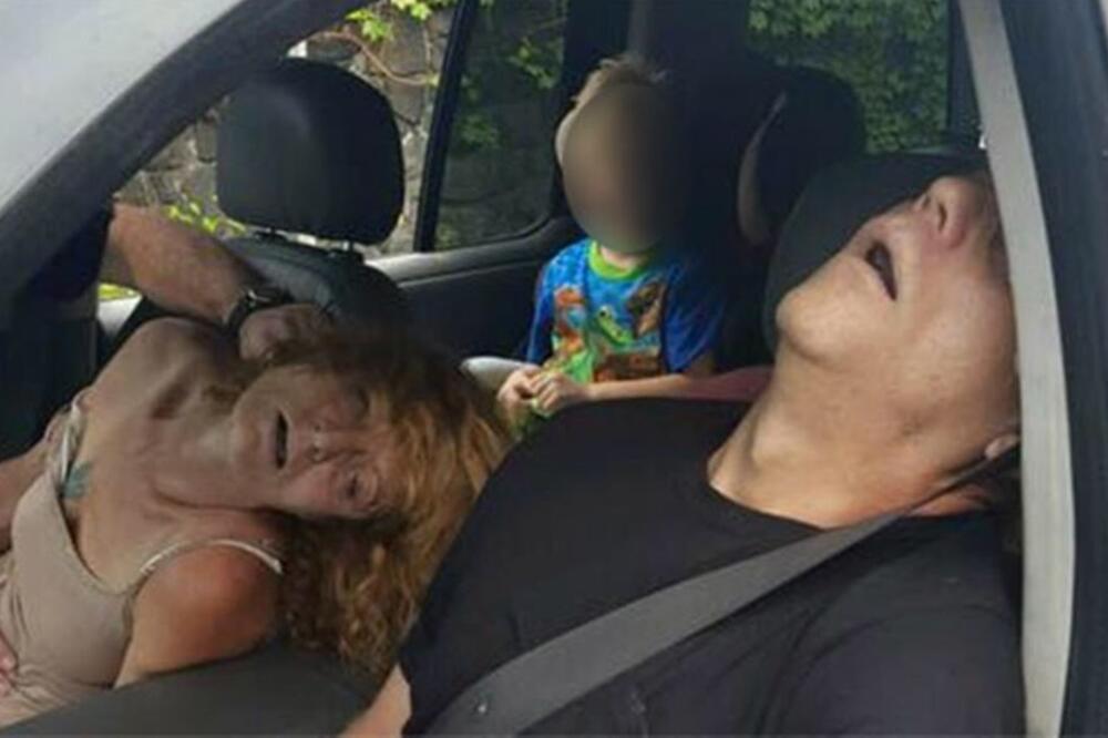 amerika predozirani sa djetetom, Foto: Twitter