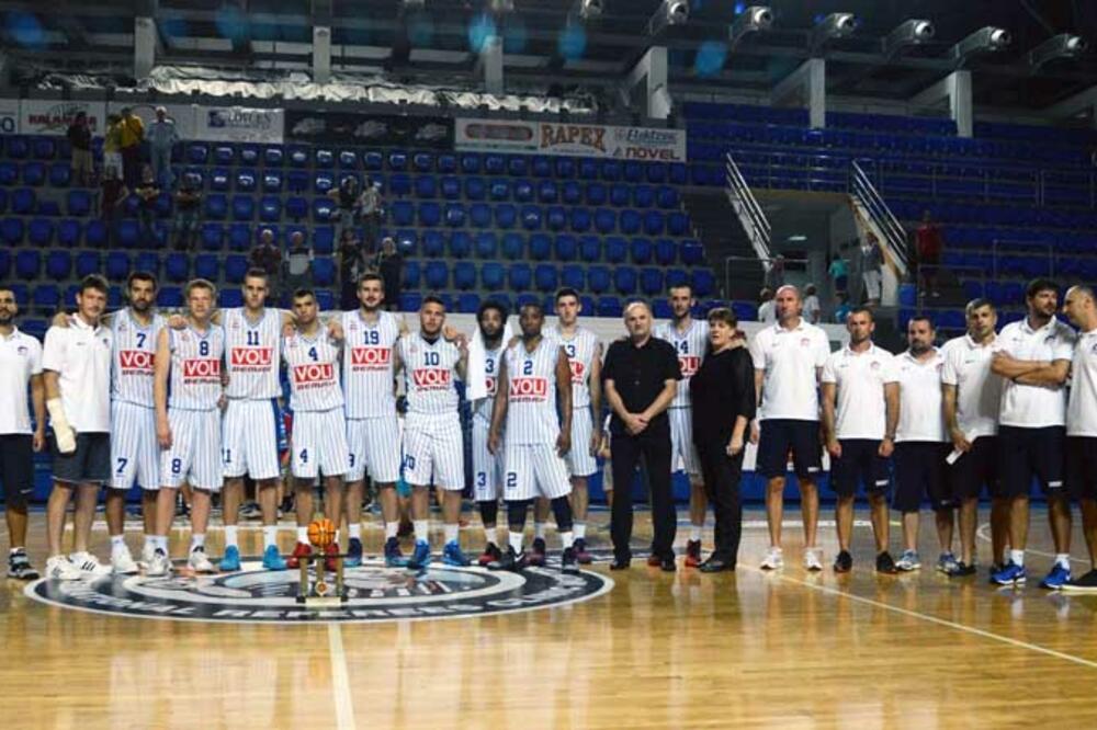 Košarkaši Budućnosti, Foto: Jedro.bar