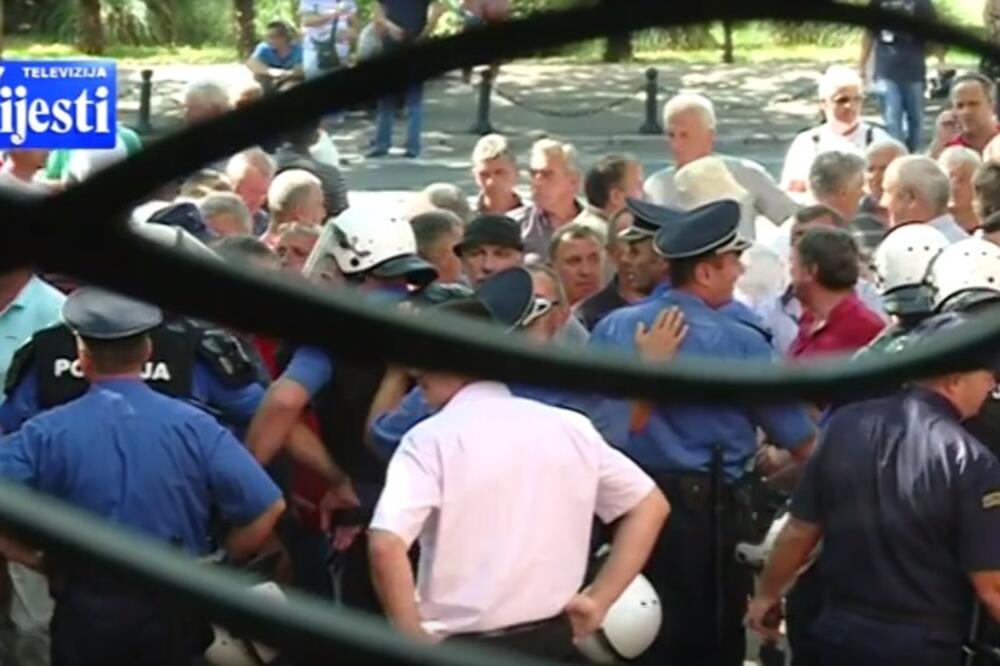 Bivši radnici KAP, Foto: Screenshot (TV Vijesti)
