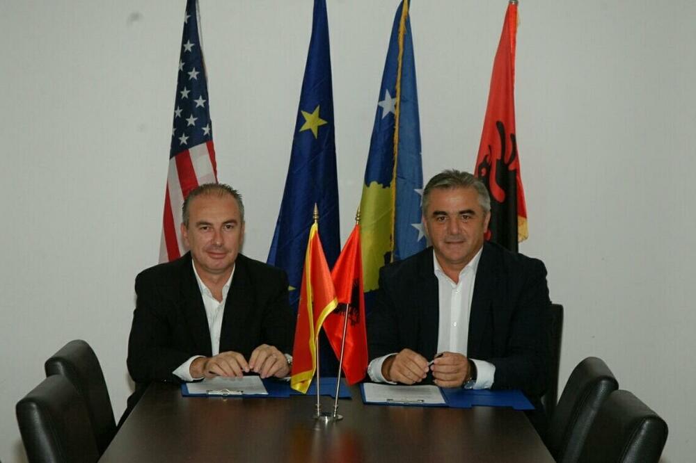 Fatmir Đeka, Gzim Hajdinaga, Foto: Demokratska partija