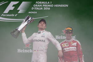 Rozberg dominirao u Monci