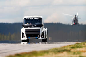 Emisija "Za volanom": Kamion brži od helikoptera