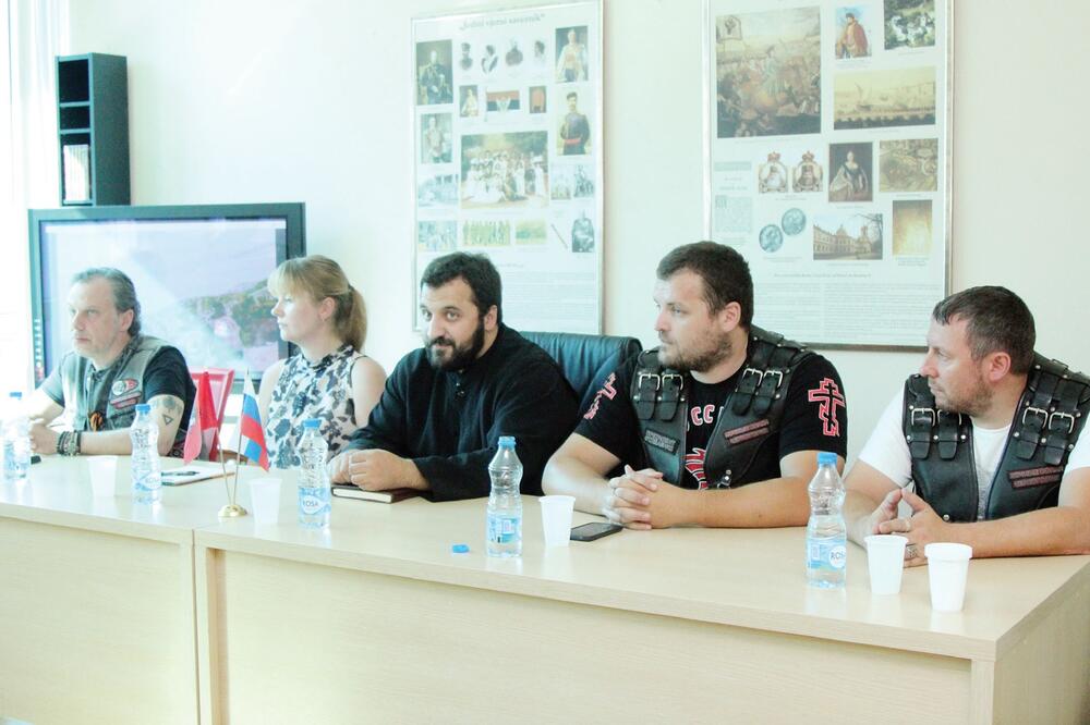 Noćni Vukovi, Foto: Filip Roganović