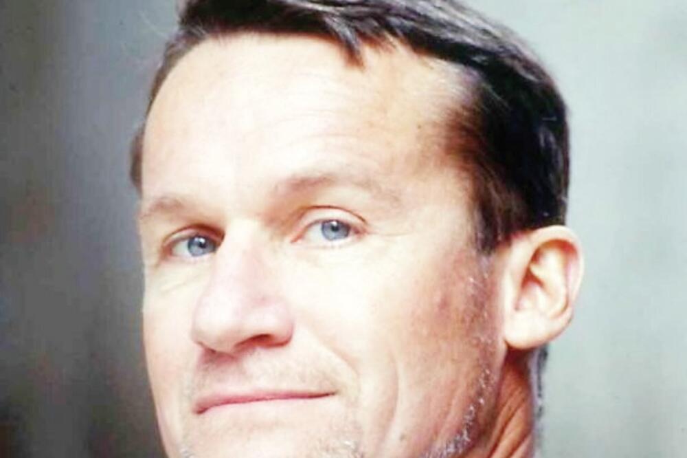 Andrej Makin(novine)