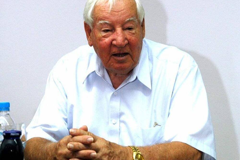 Džo Sater, Foto: En.wikipedia.org