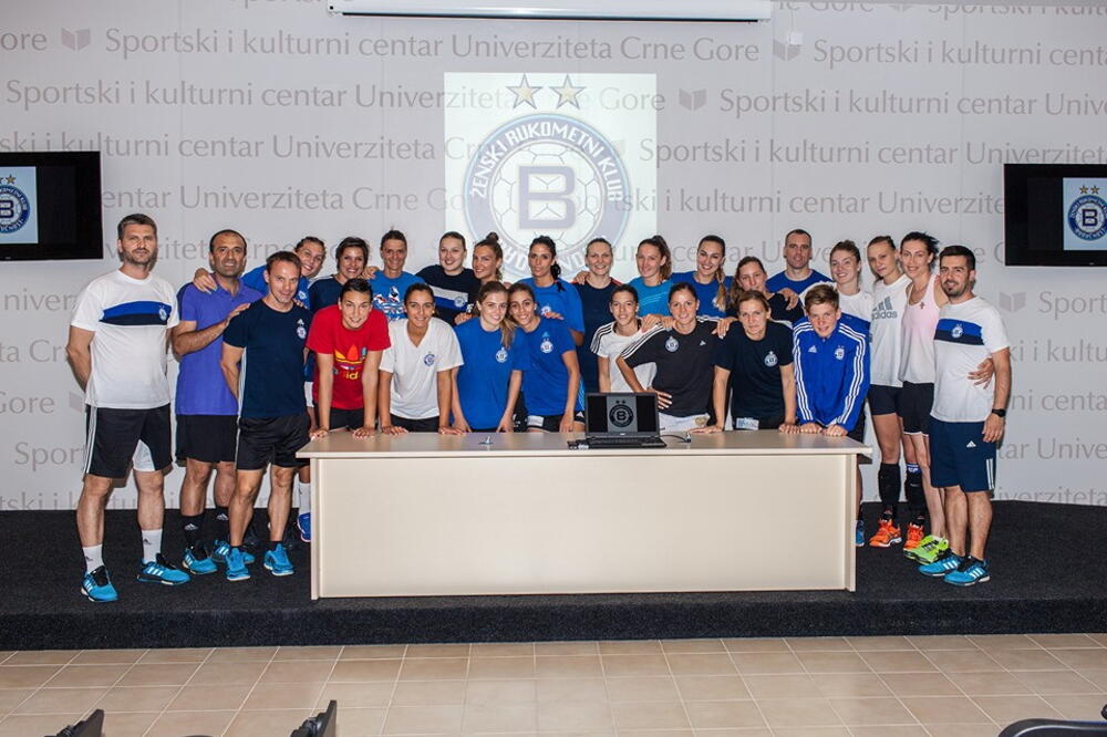 Rukometašice Budućnosti, Foto: Zrkb.me