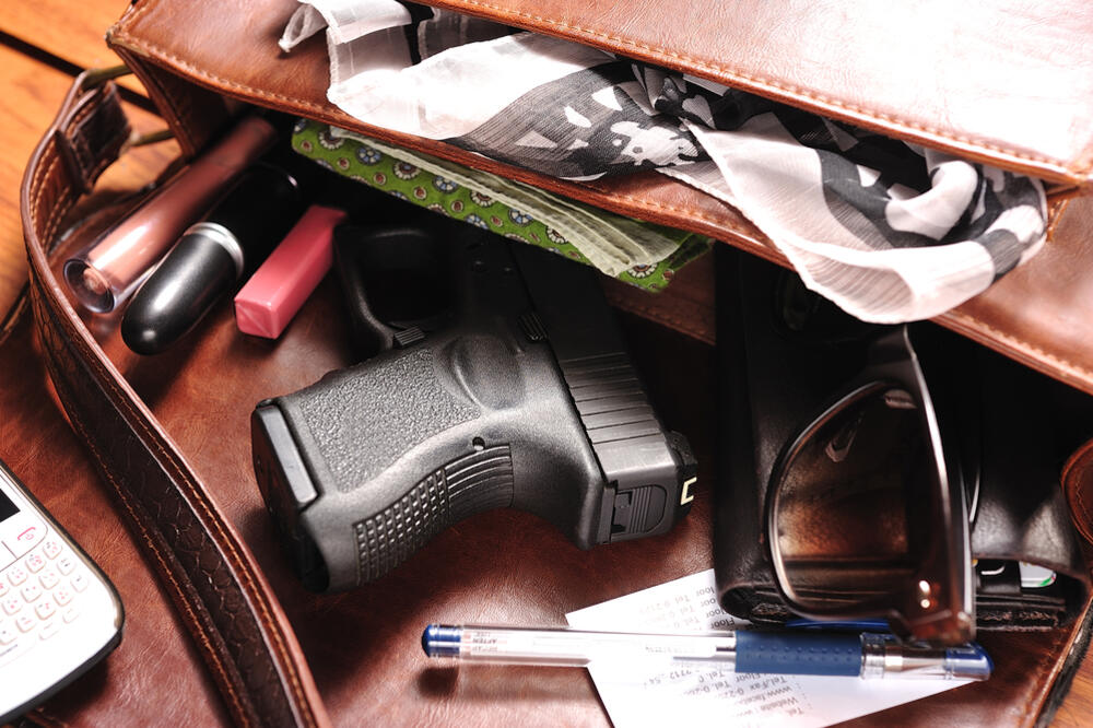 Trgovina oružjem, Šverc oružja, Foto: Shutterstock