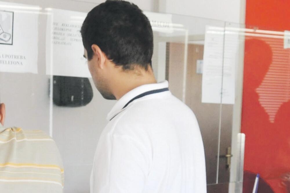 plaćanje računa, Foto: Luka Zeković