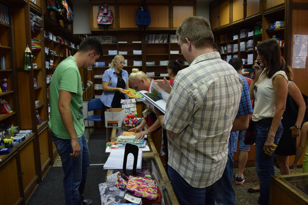 prodaja knjiga, Foto: Luka Zeković
