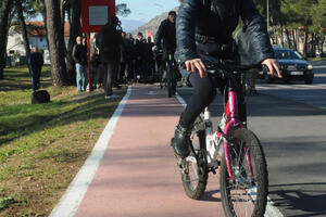 NVO Green Home: Stimulisati mlade da idu u školu biciklima
