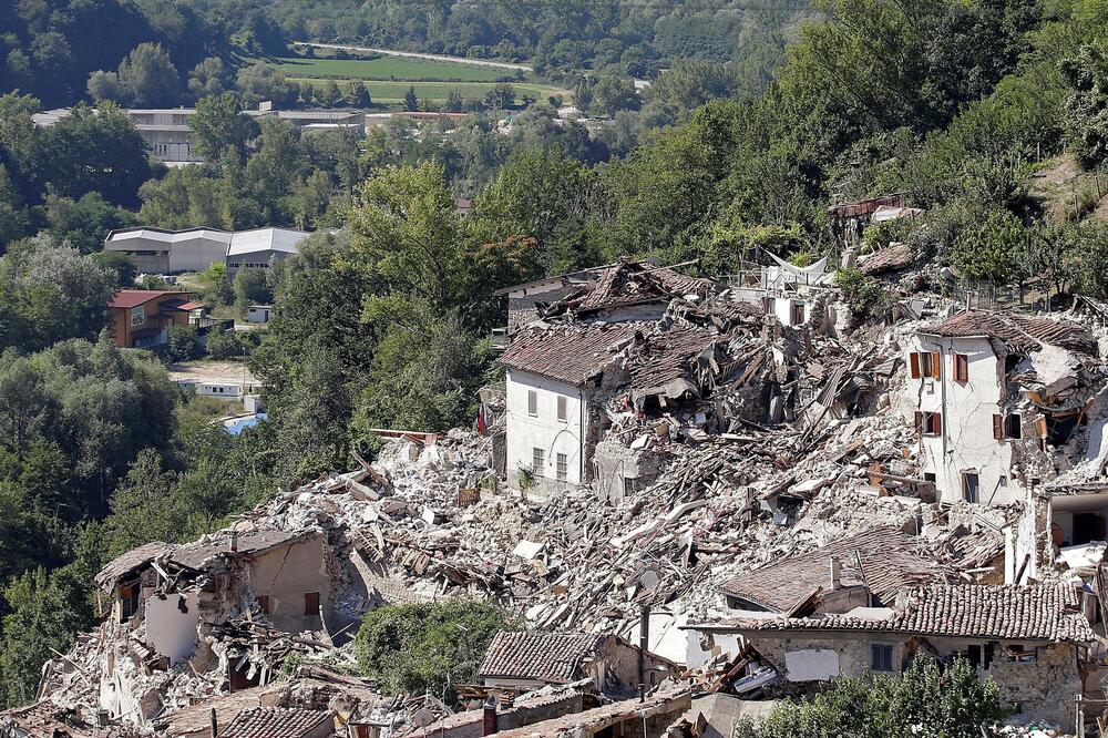 Italija zemljotres, Foto: Reuters