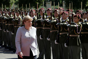 Merkel: Pregovaramo s Turskom o posjeti poslanika Indžirliku