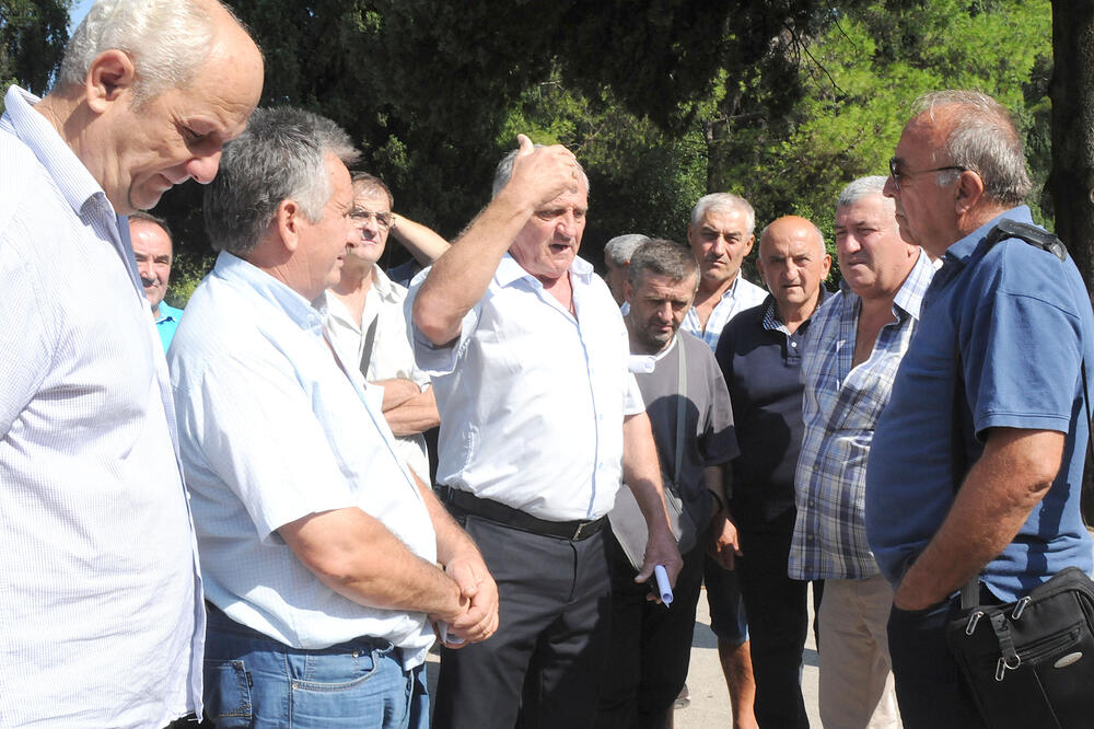 Kapovci, protest, Foto: Zoran Đurić