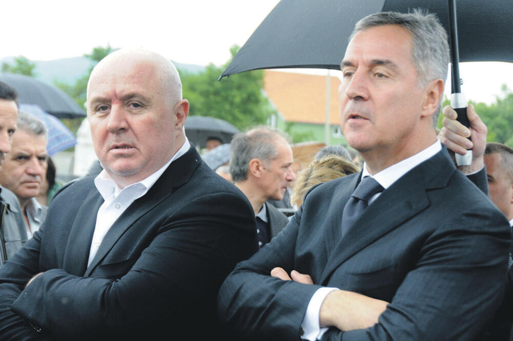 Milo Đukanović, Aco Đukanović