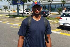 Budućnost kompletira tim: Stigao i Džej Ar