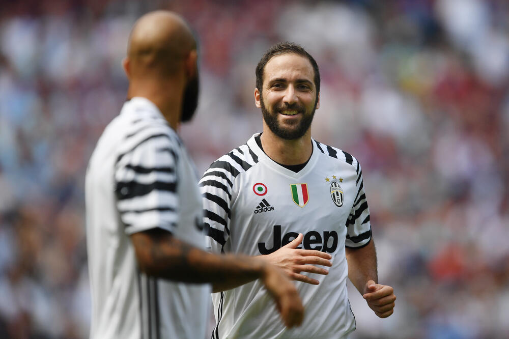 Iguain, Foto: Reuters