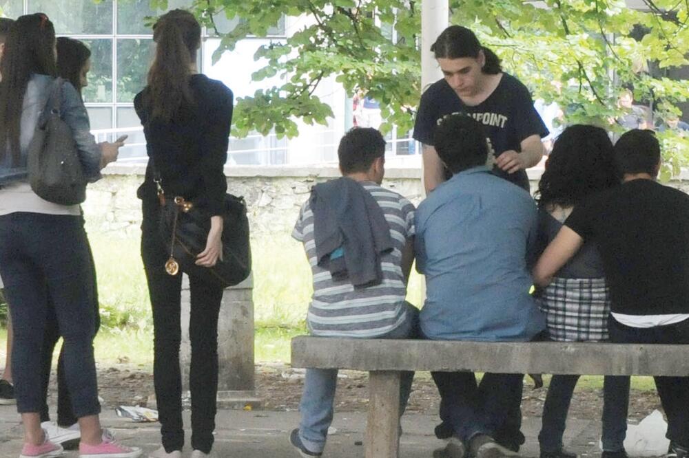 Podgorička Gimnazija, Foto: Vesko Belojevic