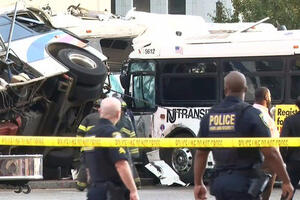 SAD: 18 povrijeđenih, sedam kritično u sudaru autobusa