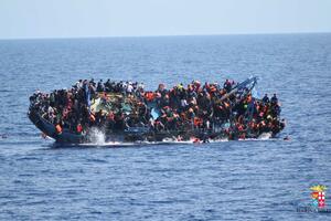 Grčka: Spašeno na desetine migranata, sve više pristižu na ostrva