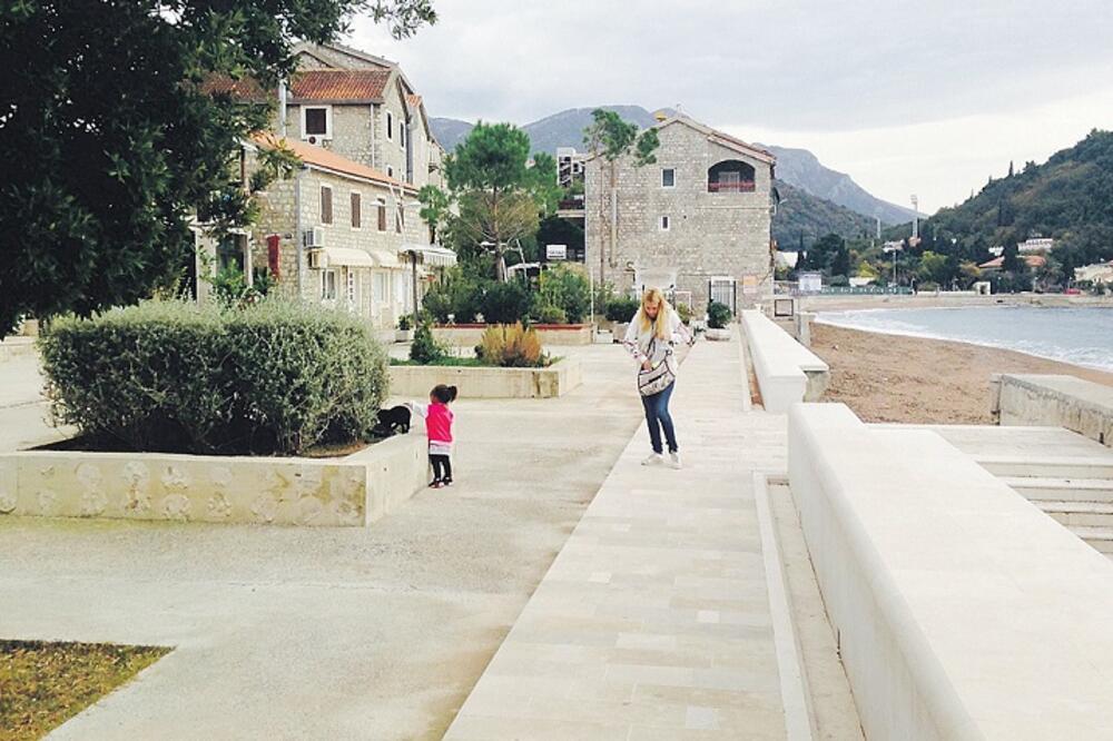 šetalište, Petrovac, Foto: Vuk Lajović