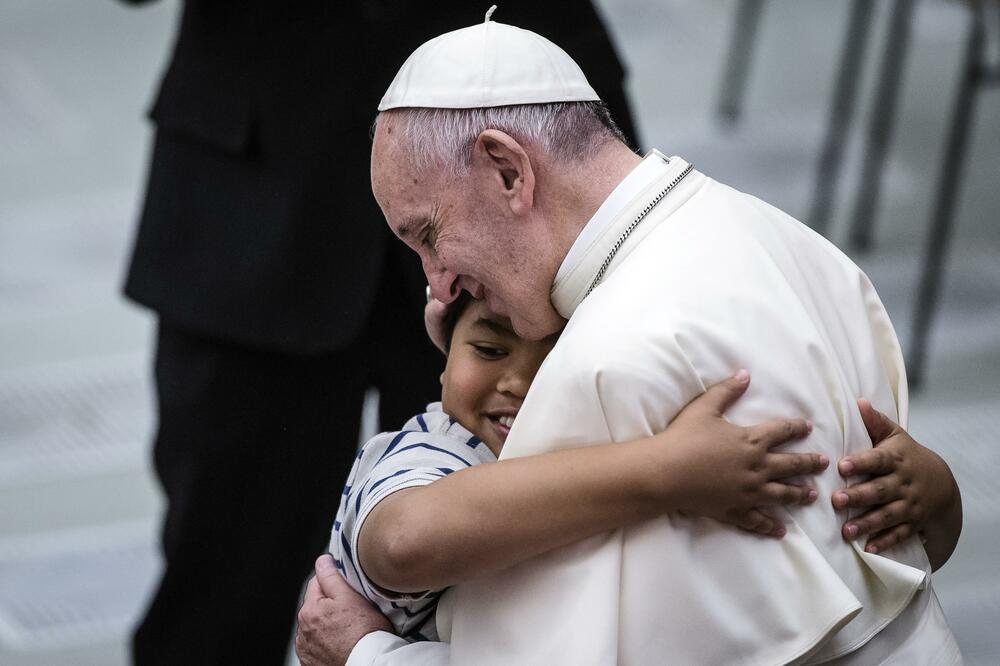 papa Franjo, Foto: EPA/Angelo Carconi
