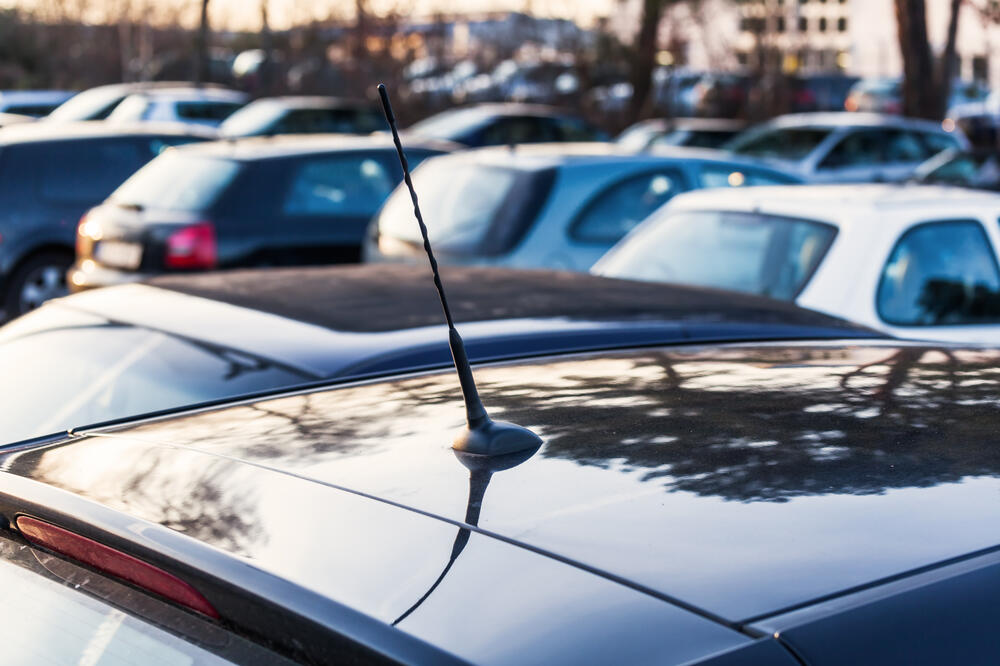 parking, vozila, kola, Foto: Shutterstock