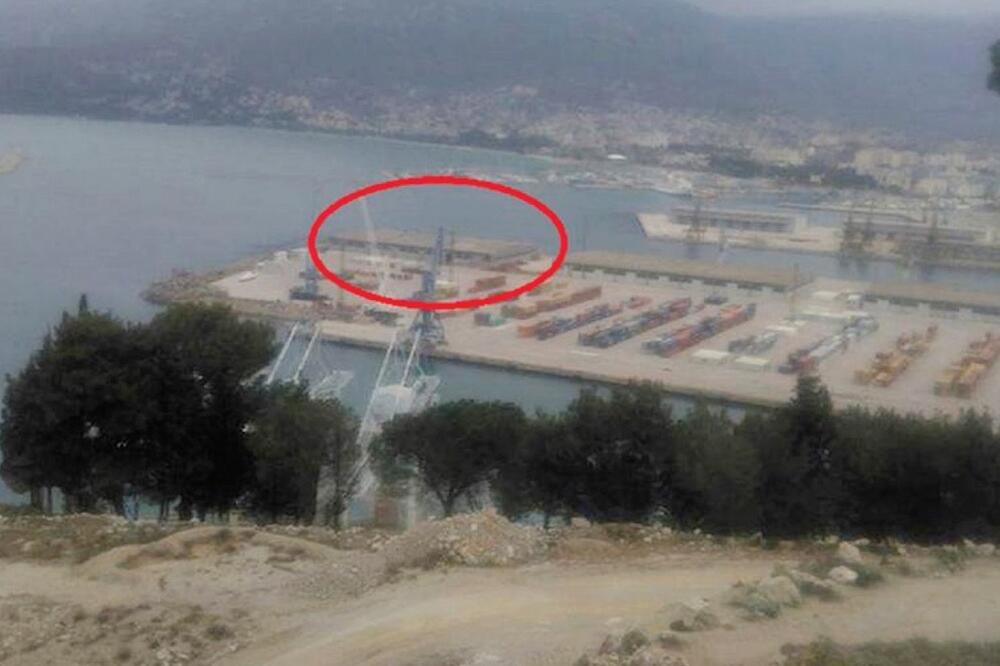 šverc cigareta, barska luka, Foto: M.Vešović