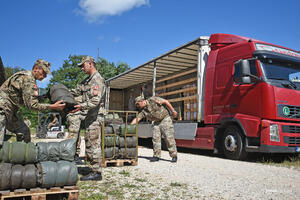 Crna Gora poslala Makedoniji 100.000 eura iz budžetskih rezervi